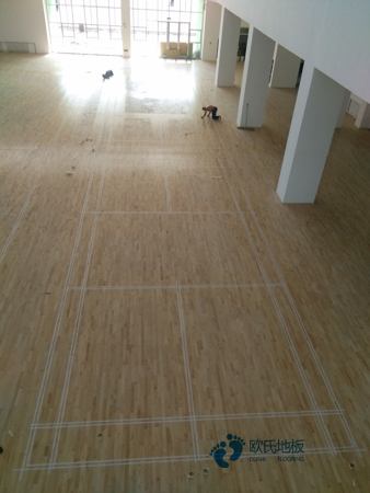 学校篮球运动木地板品牌厂家